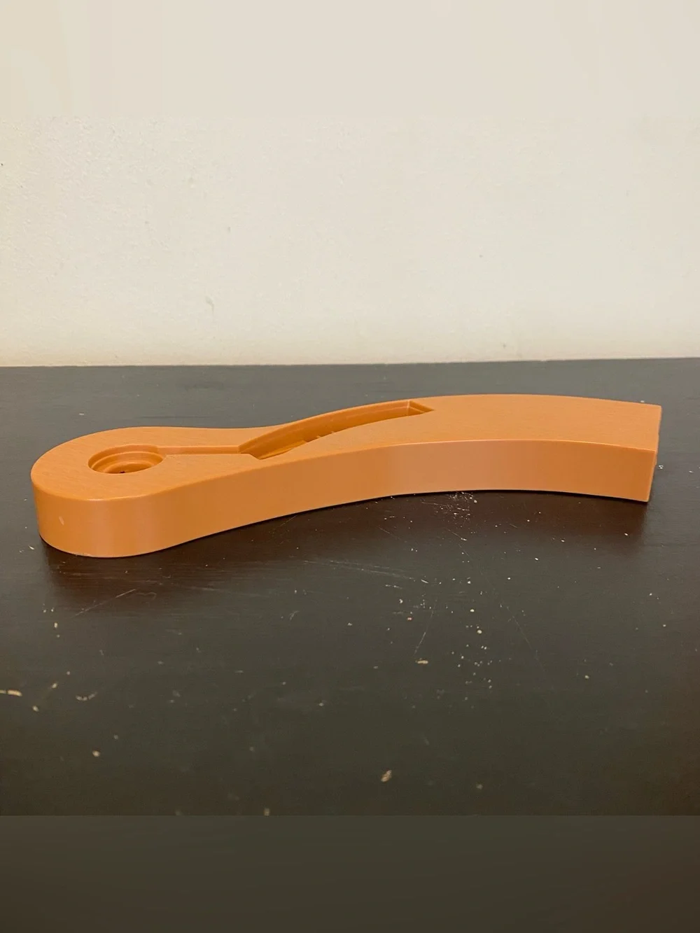 Mattel Barbie Malibu Vacation House Dollhouse Chair Lift Brown Base Part Piece
